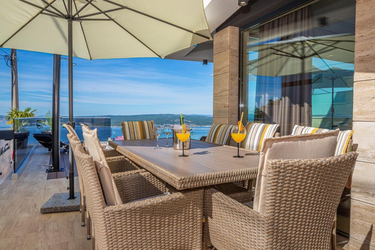 Villa Marassi With Heated Pool, Hot Tub And Sauna 크리크베니카 외부 사진